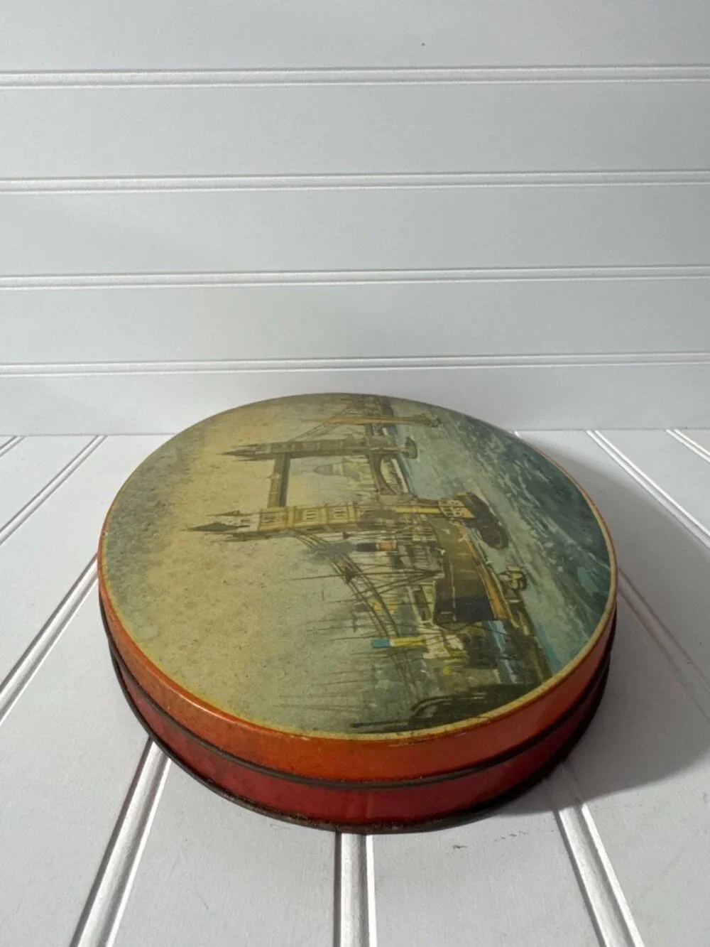 Vintage Tin Tower Bridge London Illustration  Decorative Oval Design England Dec